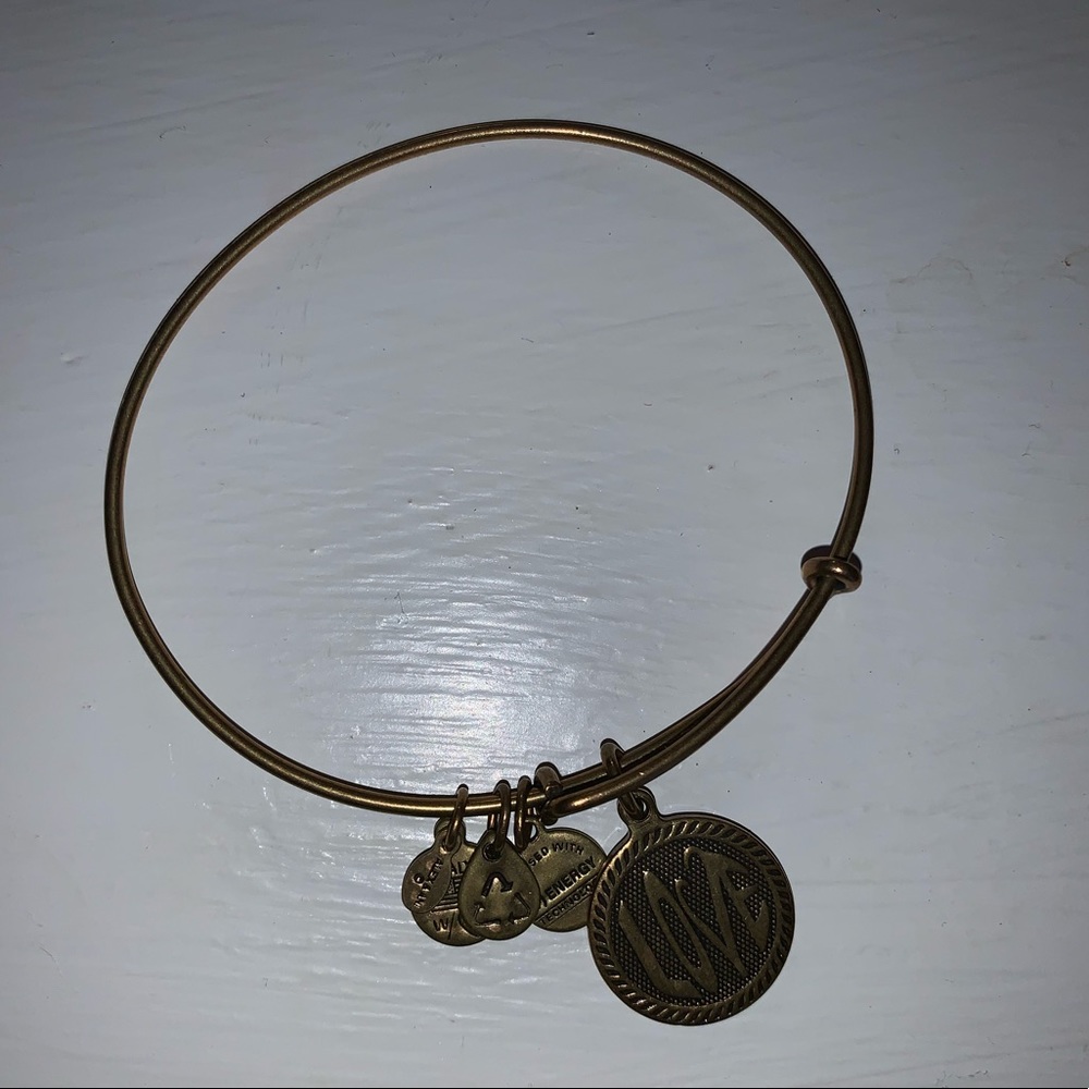 LOVE alex and ani
